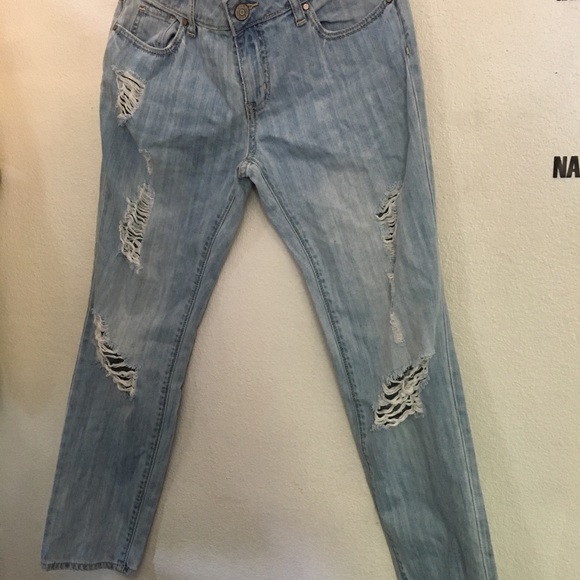 Light blue ripped jeans - Picture 3 of 3